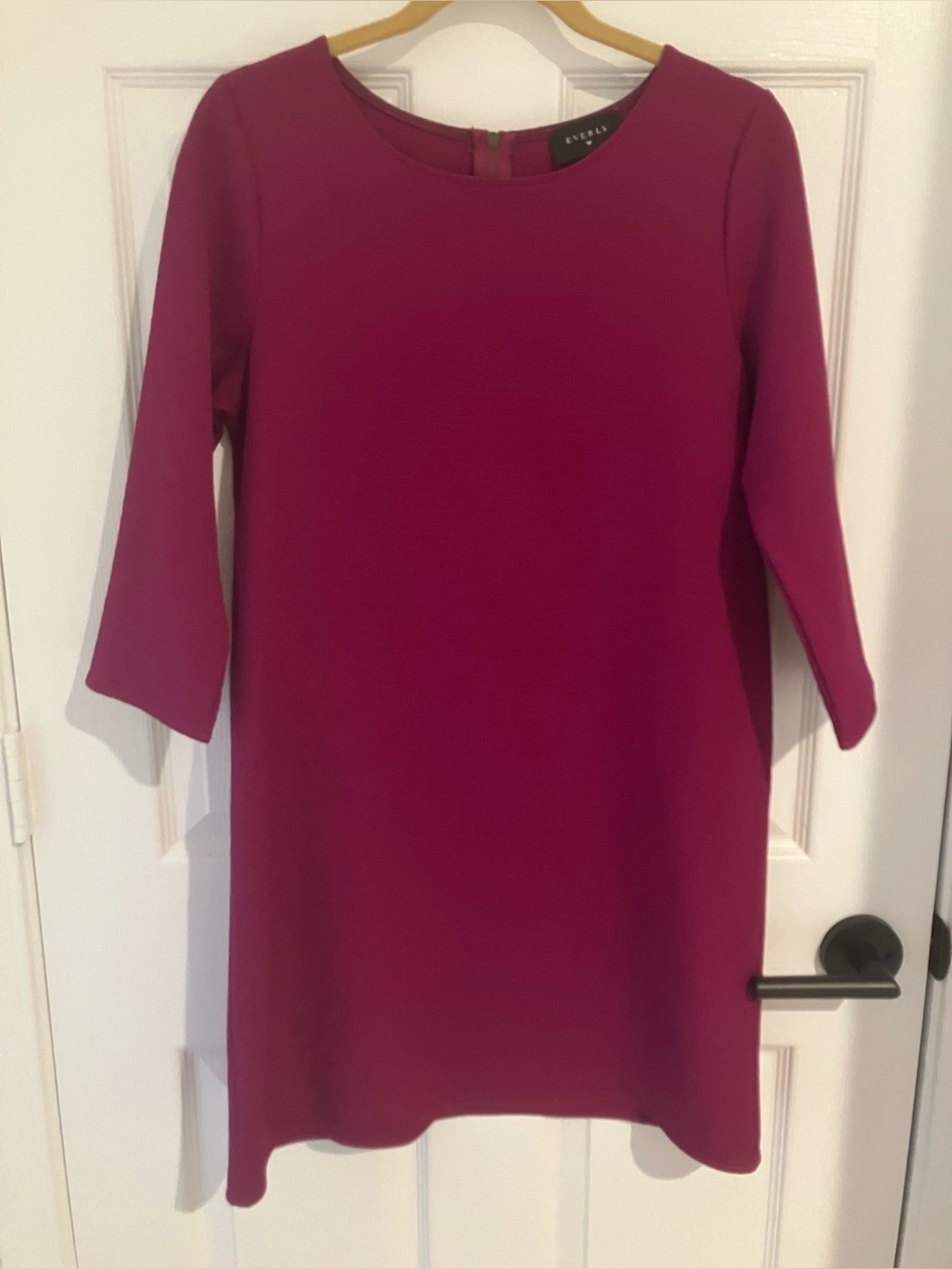 Everly Magenta Shift Dress - Classic 3/4 Sleeve